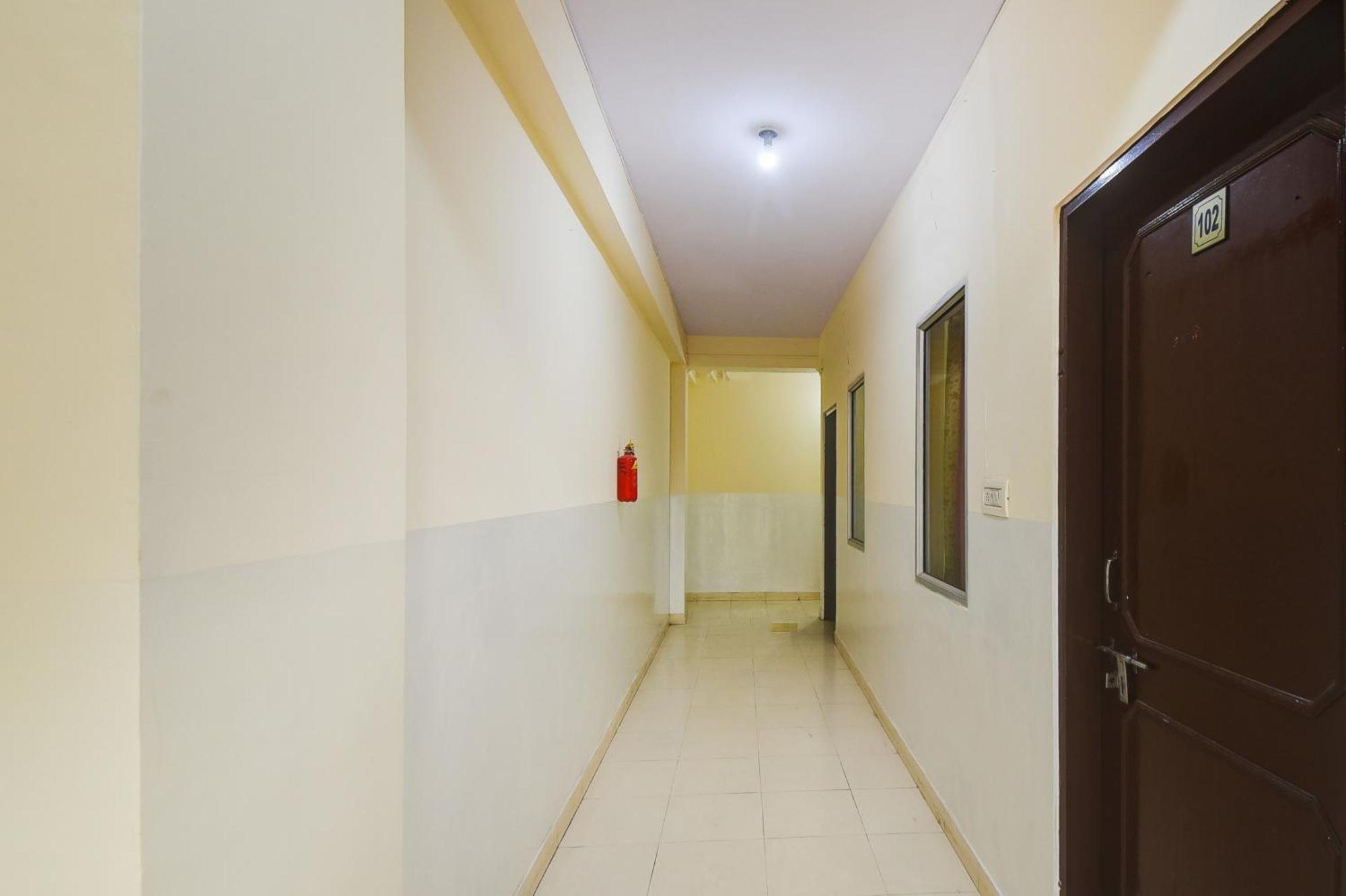 Hotel O Siddhi Vinayak